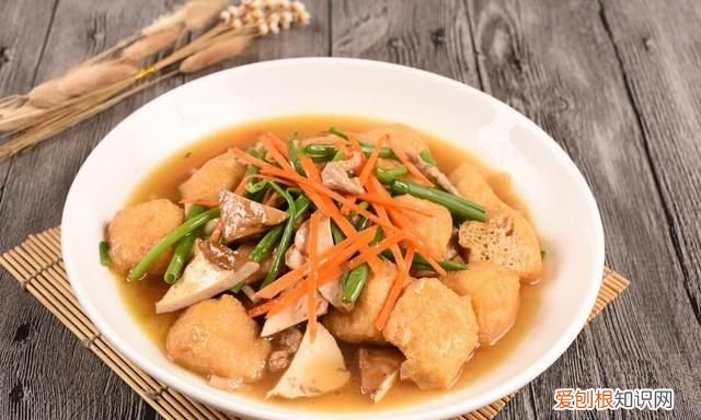 教你简单的腐竹烧茄子的做法,家常菜豆腐烧茄子的做法