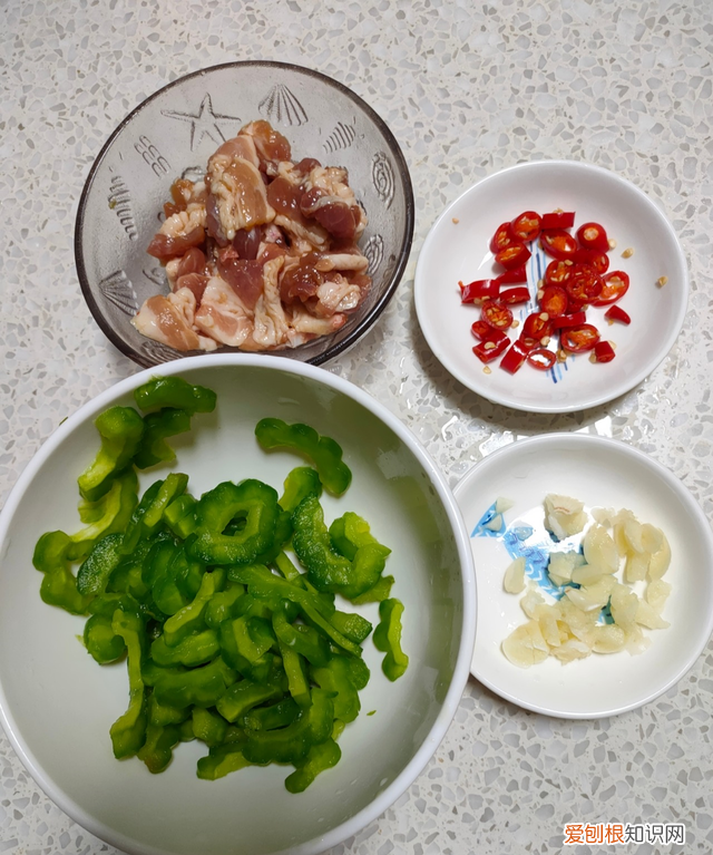 苦瓜的家常做法夏日去火必备