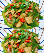 苦瓜的家常做法夏日去火必备