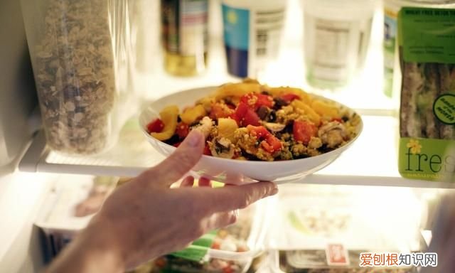 肉放在冰箱里多长时间就不能吃了