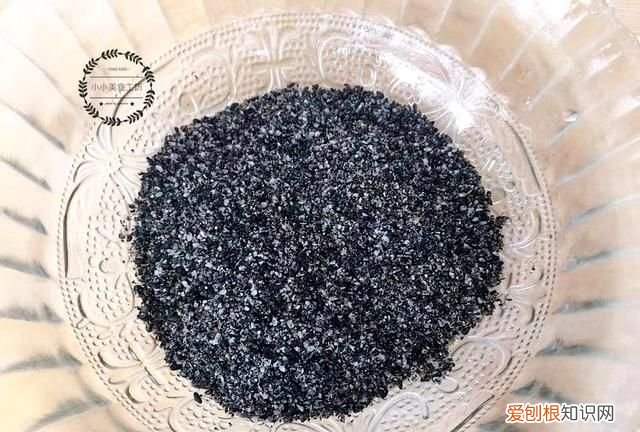 黑芝麻蒸熟的功效与作用