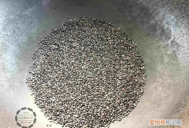 黑芝麻蒸熟的功效与作用