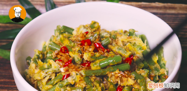 豆角不炒不煮打两个鸡蛋营养美味