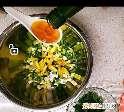 新奥尔良烤鸡腿的做法窍门,香辣新奥尔良烤鸡的做法全过程