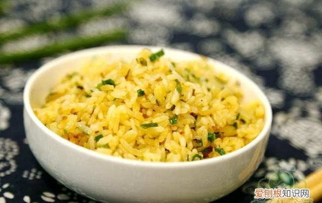 蛋炒饭到底是先炒鸡蛋还是先炒饭