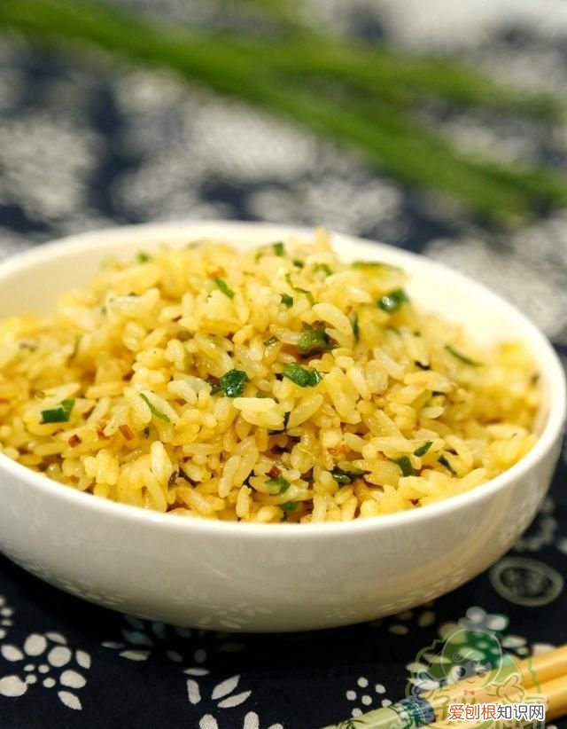 蛋炒饭到底是先炒鸡蛋还是先炒饭