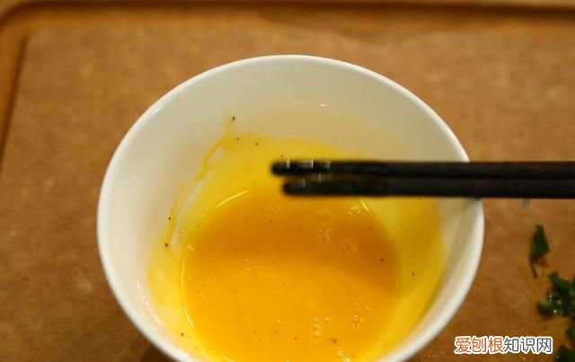 蛋炒饭到底是先炒鸡蛋还是先炒饭