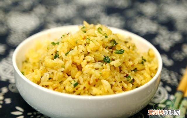 蛋炒饭到底是先炒鸡蛋还是先炒饭