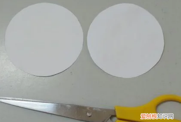 圆柱体手工制作方法，制作圆柱体的过程和方法日记