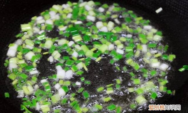 番茄金针菇怎么做最好吃 番茄金针菇怎么炒好吃