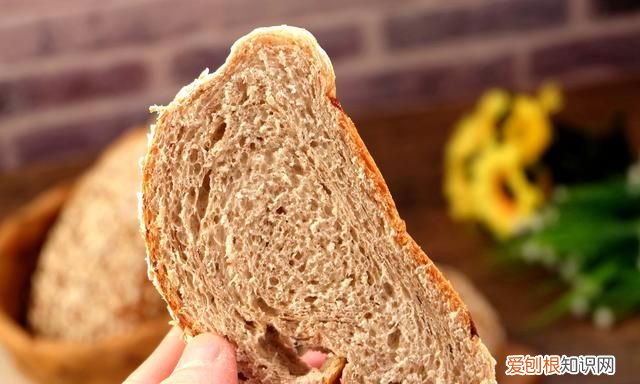 简单易学的面包做法百吃不厌,面包这样做出来颜值高又美味