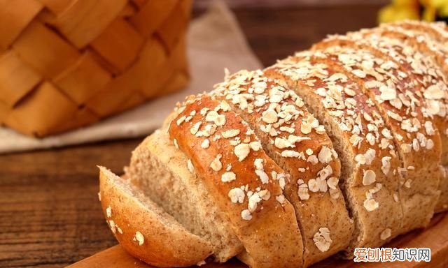简单易学的面包做法百吃不厌,面包这样做出来颜值高又美味