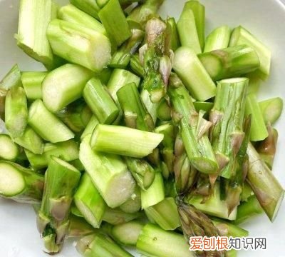 小朋友芦笋炒肉的家常做法 史上最好吃的芦笋炒肉做法