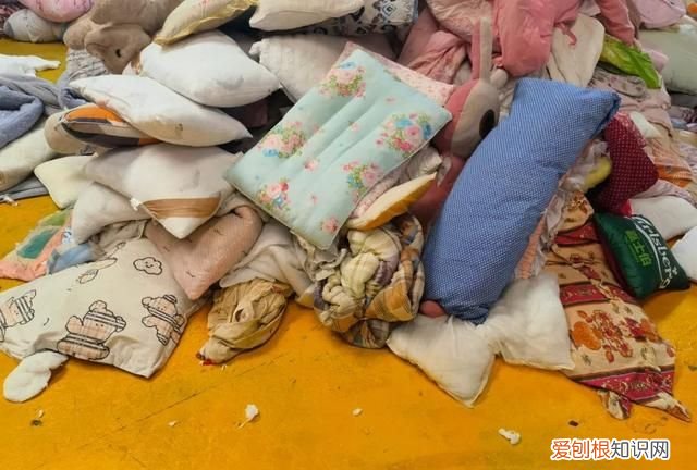 旧衣服收来有什么用 旧衣废料有什么用