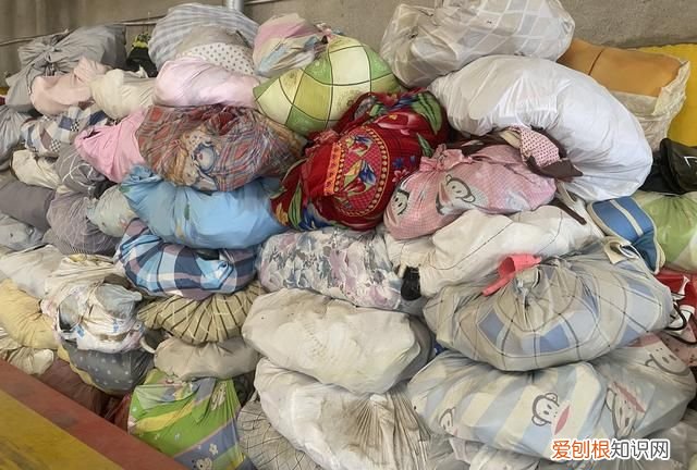 旧衣服收来有什么用 旧衣废料有什么用