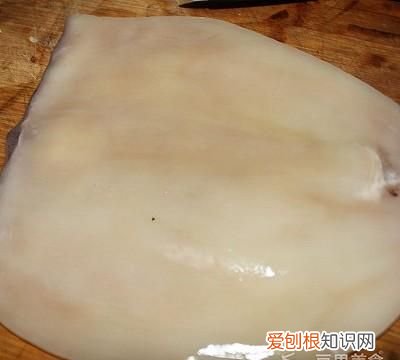 韭菜炒鱿鱼圈做法步骤 海鲜蘸料韭菜炒鱿鱼