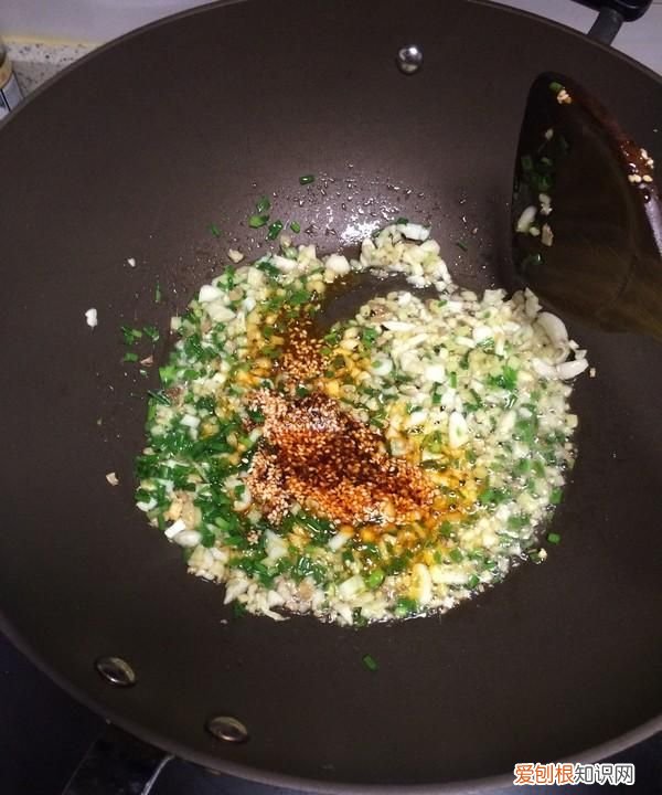 赶海老大哥教我这样炒花蛤，比饭店做的还好吃，麻辣鲜香真够劲