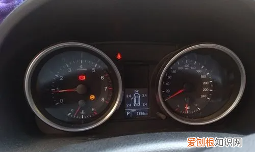 哈弗M6汽车仪表盘怎么读取，哈弗m6行车电脑显示怎么切换视频