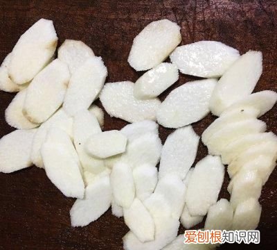 #春季减肥,边吃边瘦#清炒山药木耳