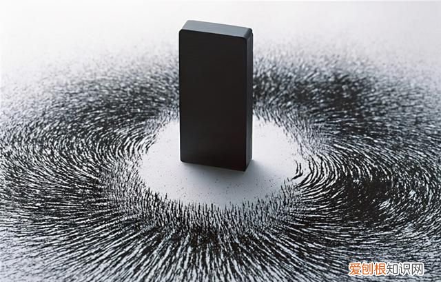 吸铁石是不是强磁化物 吸铁石什么材料不被磁化