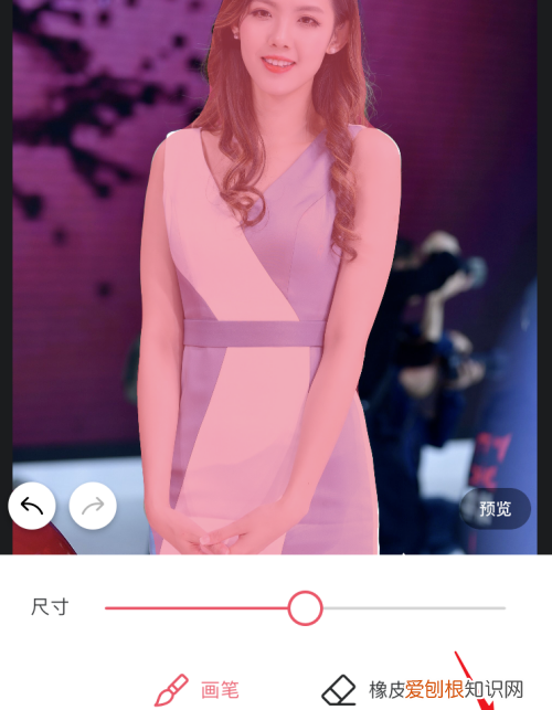 美图秀秀抠图咋操作，手机美图秀秀怎么抠图放在另一个图