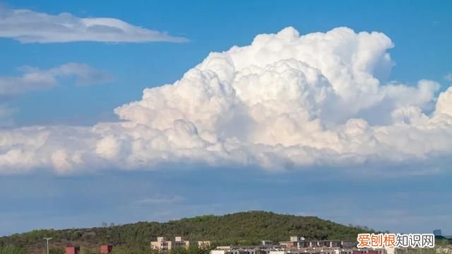 关于观云识天的图片 观云识天表情图解