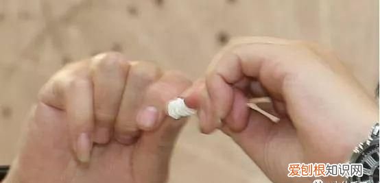 蚕宝宝的手工头饰怎么做