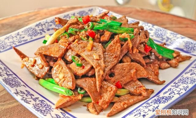 猪肝怎么炒好吃又嫩又不老窍门,猪肝怎样炒才能鲜嫩不老