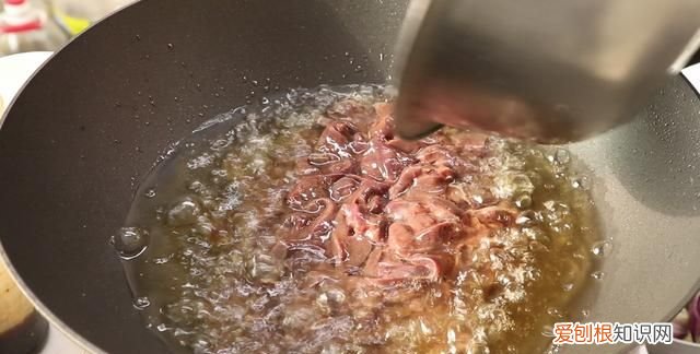 猪肝怎么炒好吃又嫩又不老窍门,猪肝怎样炒才能鲜嫩不老