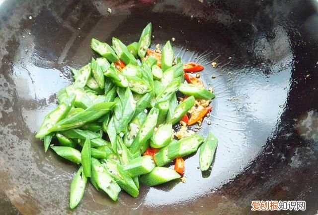 教老公做秋葵炒蛋