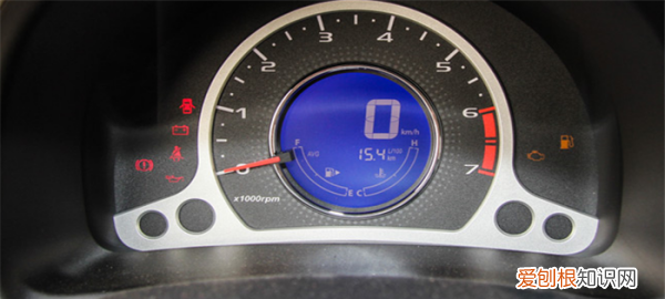 长安新奔奔怎么消除小扳手，仪表盘出现小扳手清除依维柯