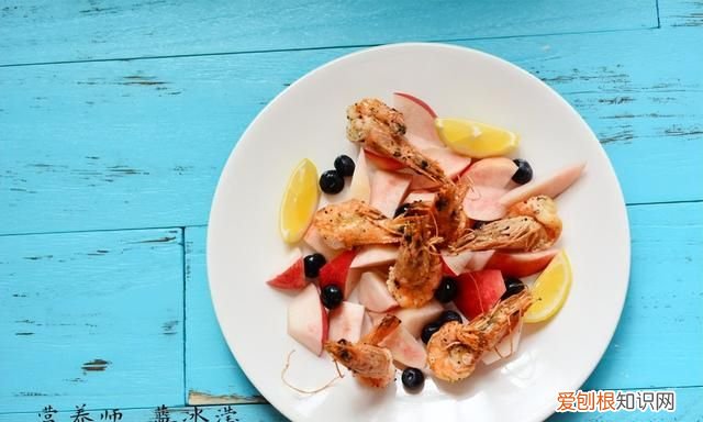 脆桃沙拉 梨子和桃怎么做沙拉