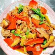 香菇胡萝卜炒肉片的家常做法