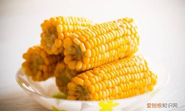 玉米要煮好变褐色了还能吃吗