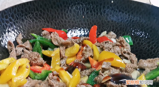 葱爆牛肉最正宗的做法葱头炒牛肉 教你炒牛肉滑而不柴的诀窍