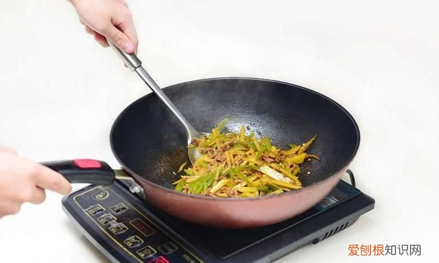 电磁炉和天然气哪个炒菜好吃,什么电磁炉炒菜和明火一样好吃