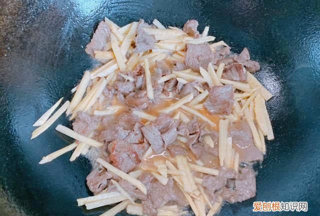 什么菜适合和牛肉炒