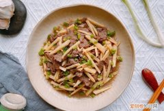什么菜适合和牛肉炒