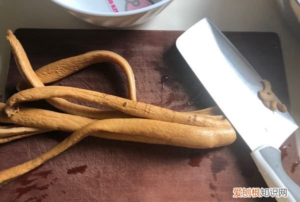 白萝卜咸菜的家常做法，萝卜咸菜的做法大全视频