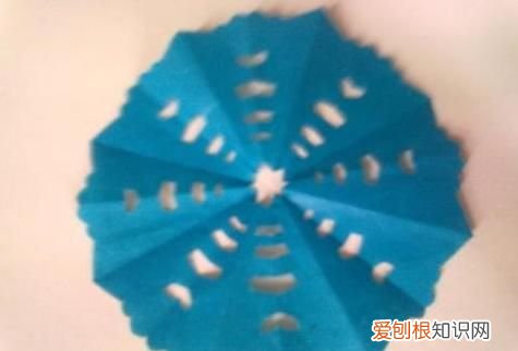 怎么在圆形纸上画过年儿童创意画