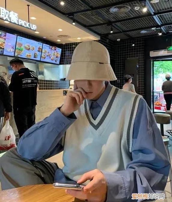 衬衫超简单的5种叠穿方法,原来还能这么穿吗