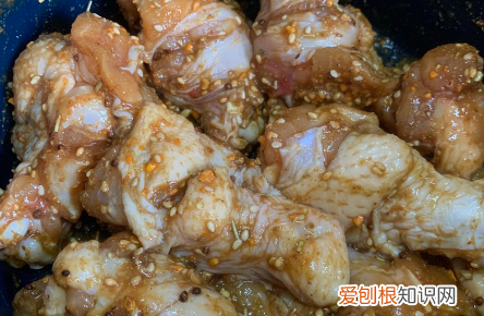 空气炸锅做鸡翅根的做法，翅根空气炸锅怎么做好吃又简单
