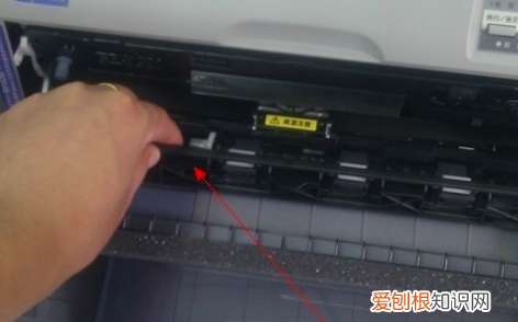 如何给针式打印机换色带,怎样更换针式打印机色带架