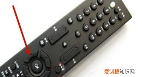 微鲸电视怎么设置开机默认信号源