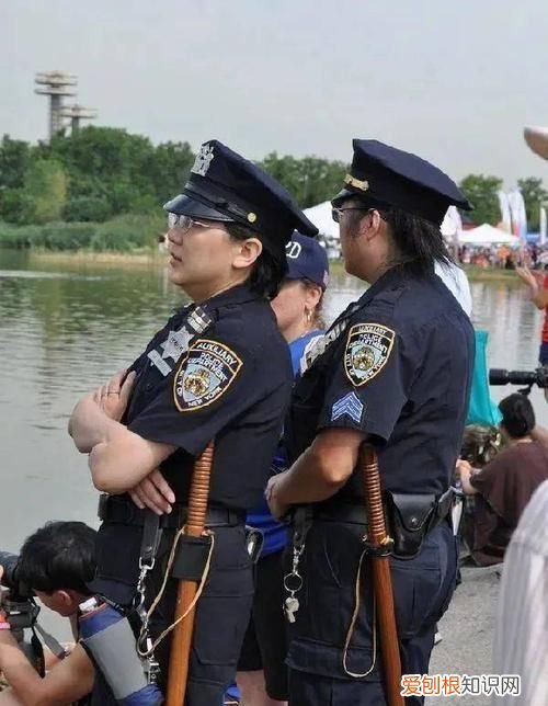 辅警有常服吗，劳务派遣辅警有公安服装