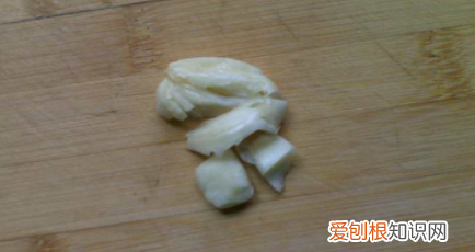 拍黄瓜用什么醋，手拍凉拌黄瓜用什么醋