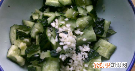 拍黄瓜用什么醋，手拍凉拌黄瓜用什么醋