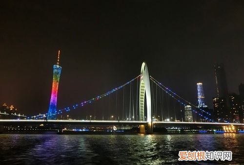广州小蛮腰旁边的桥是什么桥,广州小蛮腰旁边的有个什么岛