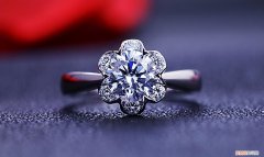 订婚戒指和结婚戒指是一个吗