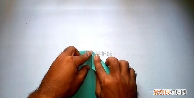 简易纸飞机折法,儿童手工折纸飞机大全